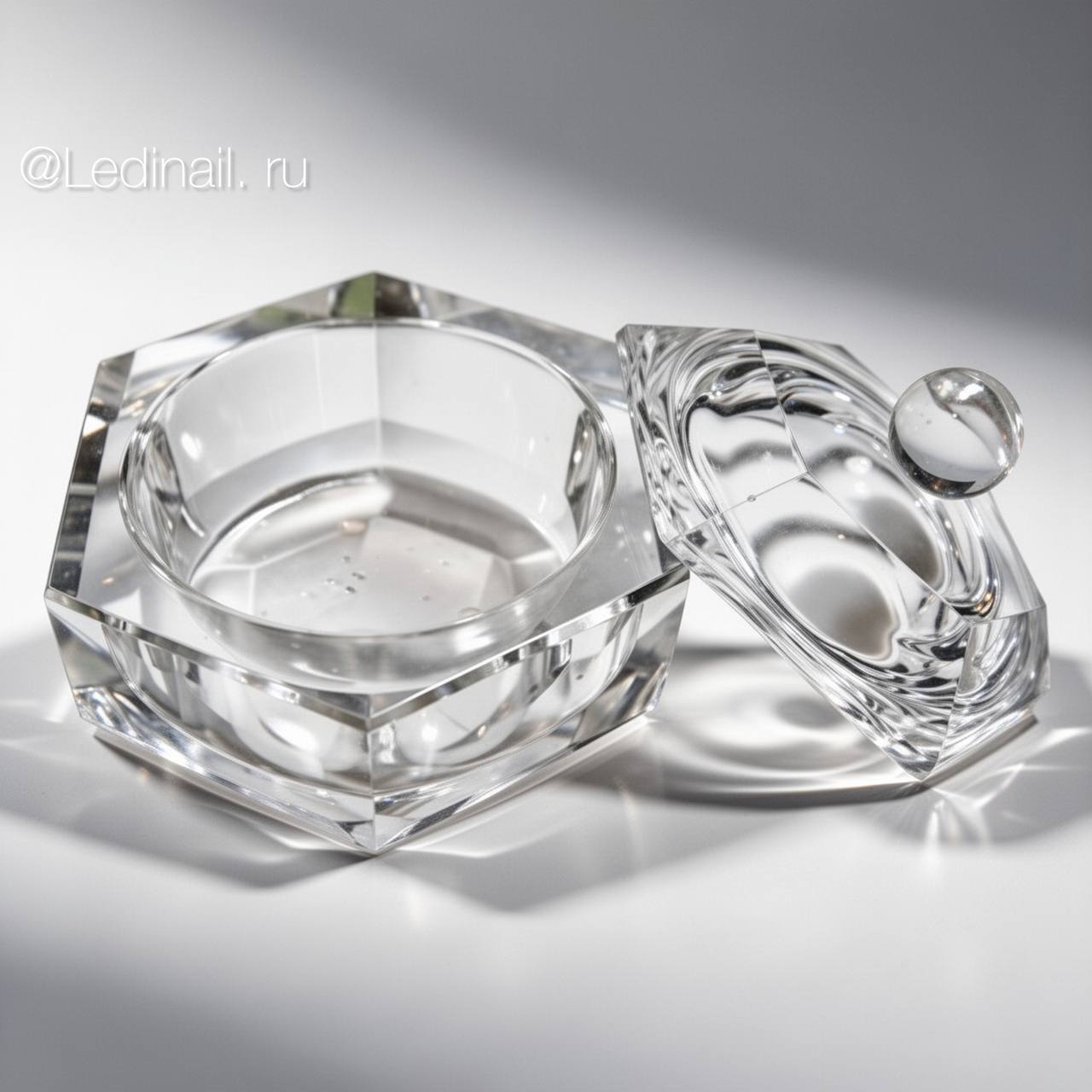 Стаканчик для ликвида с крышкой