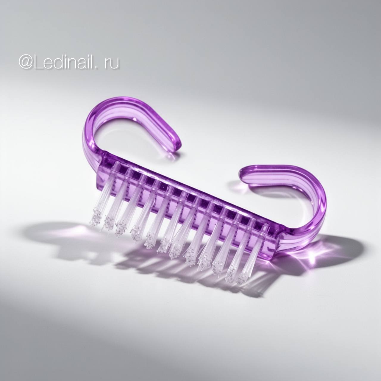 Щетка для очистки инструмента фиолетовая